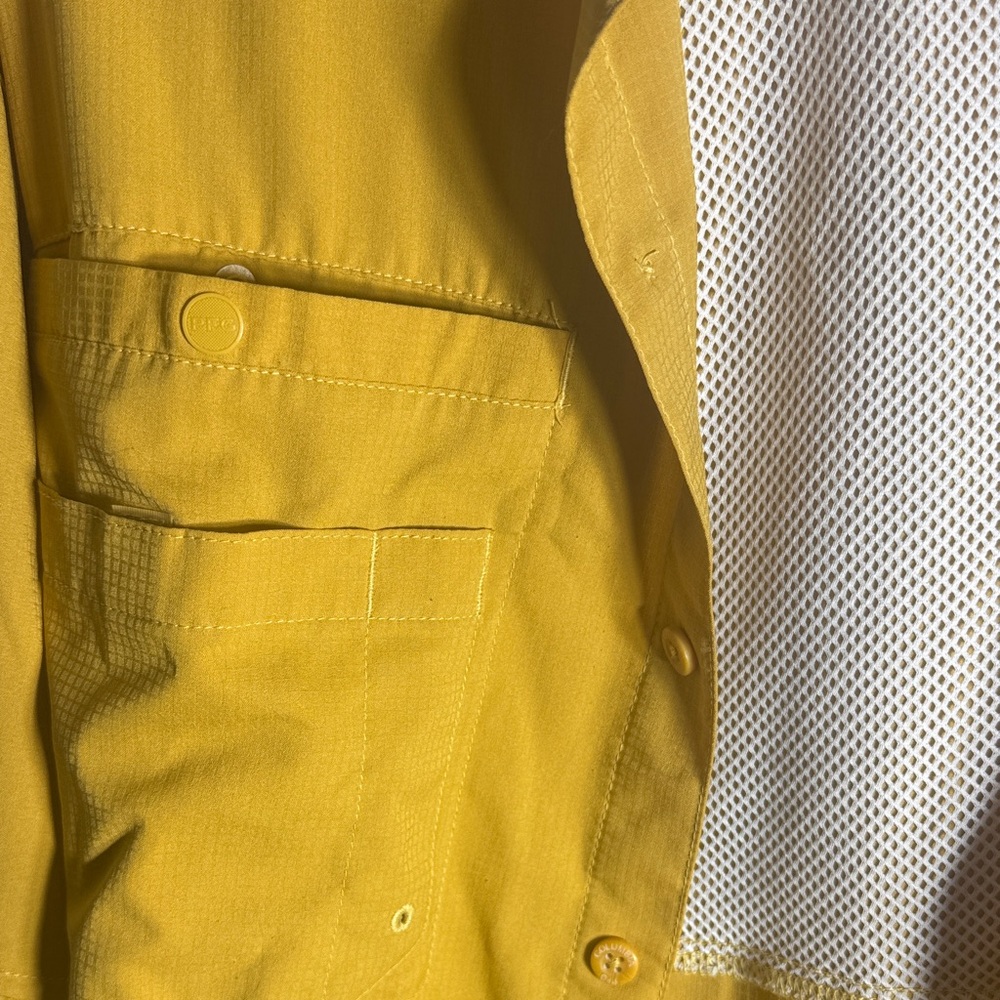 Columbia Women's Golden Button Down Shirt - Picture 4 of 7